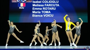 jun ad rou toma maria   andrei alexandra   voicu bianca   colioglu isabel   alexe raisa   farcuta melissa   rotaru emma   cimpan bianca sfe04846 copia simone ferraro ph